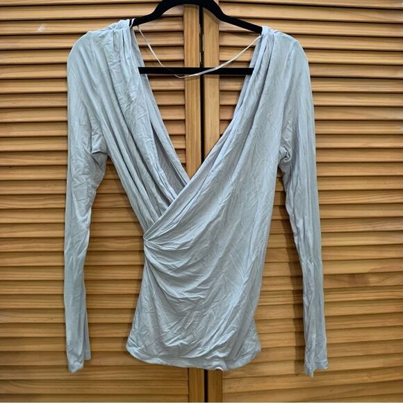 Free People Gray Long Sleeve Size Medium - Picture 3 of 6